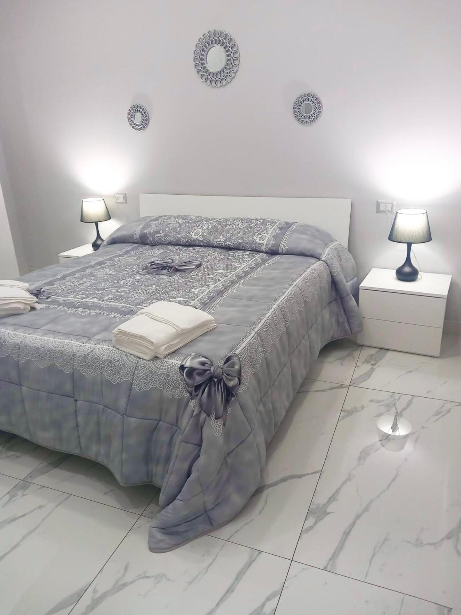 Masaniellohouse Villa Napels Buitenkant foto